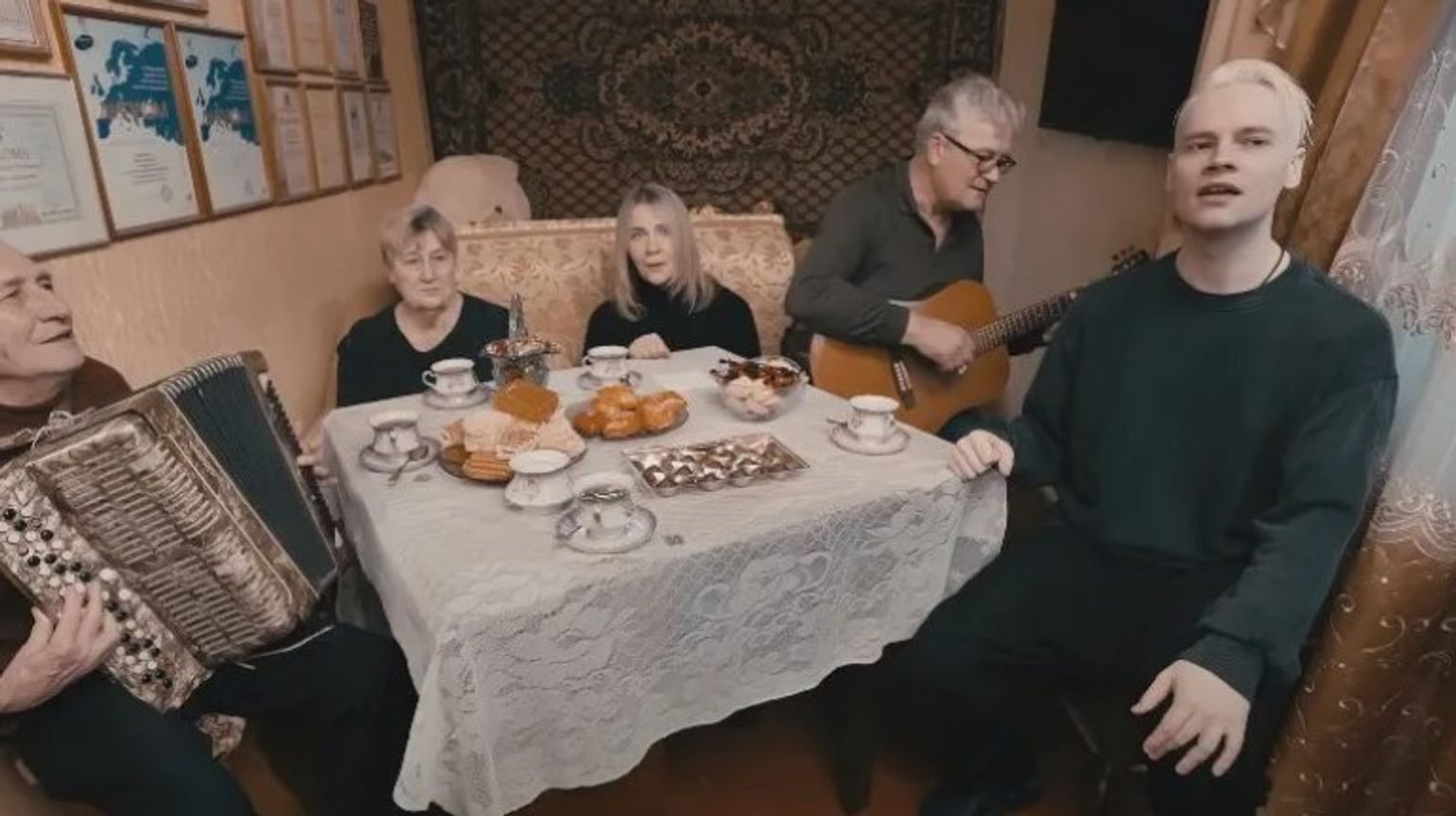 Кадр из клипа «Моя Россия»