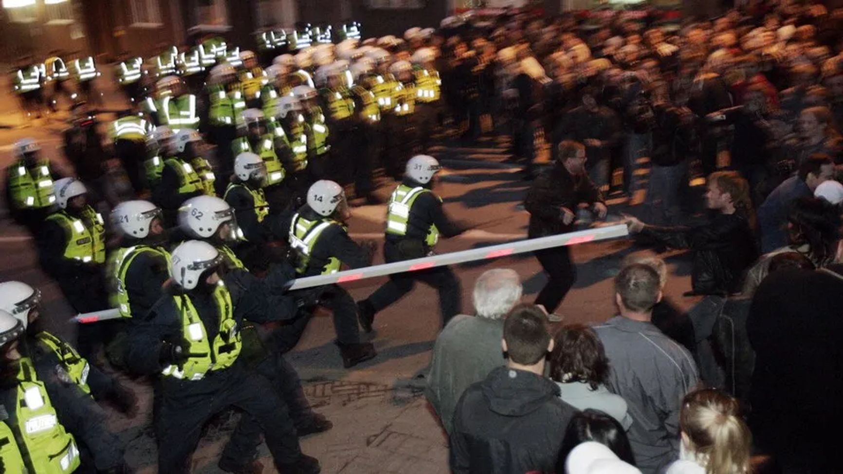 Estonian police clash with pro-Russian demonstrators in Tallinn in April 2007