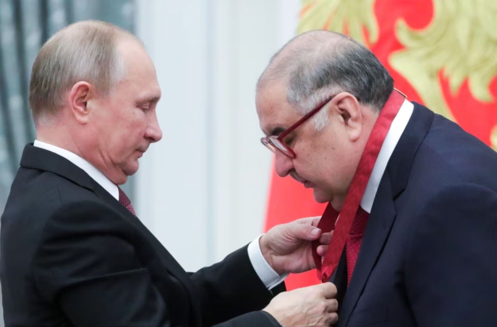 Vladimir Putin and Alisher Usmanov