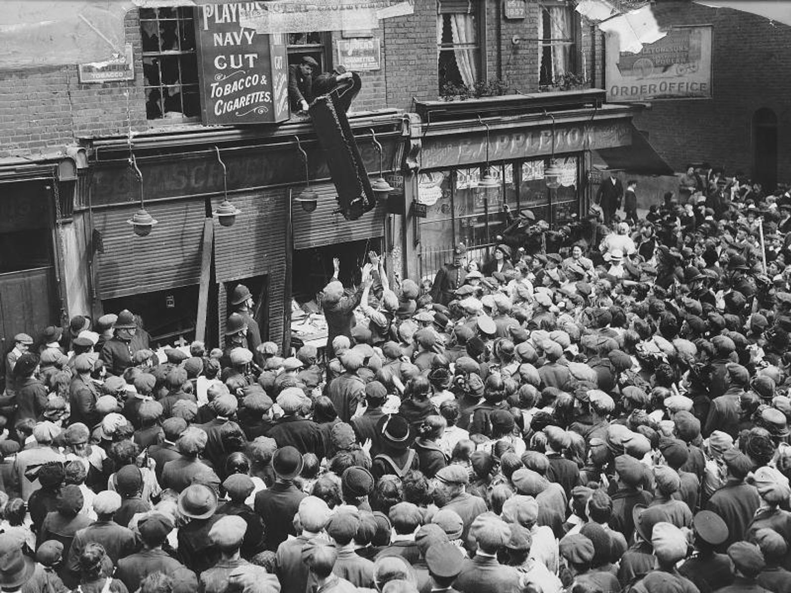 Антинемецкие беспорядки, Лондон, 1915 год.