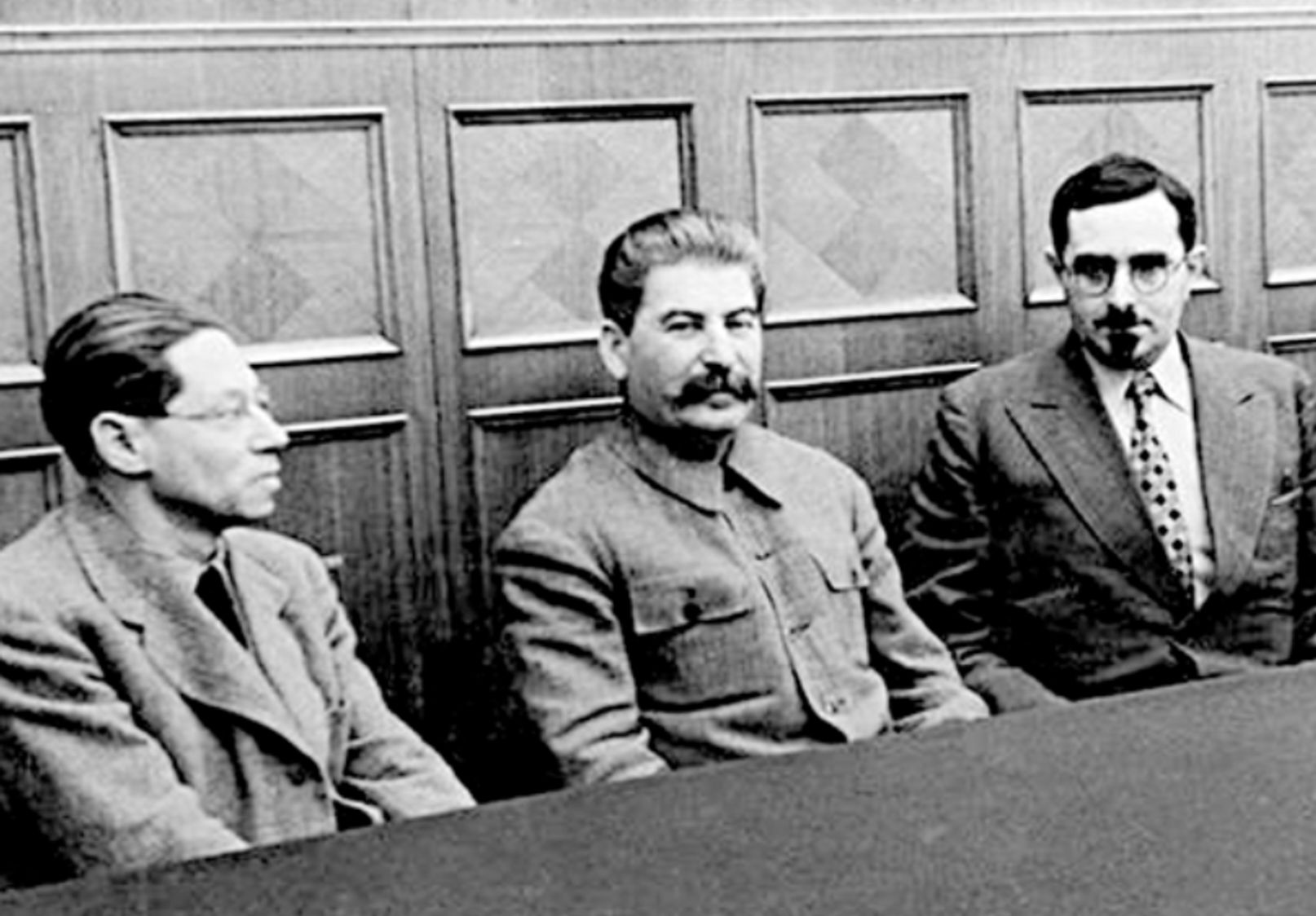 Лион Фейхтвангер, Иосиф Сталин и Борис Таль. 8 января 1937 года