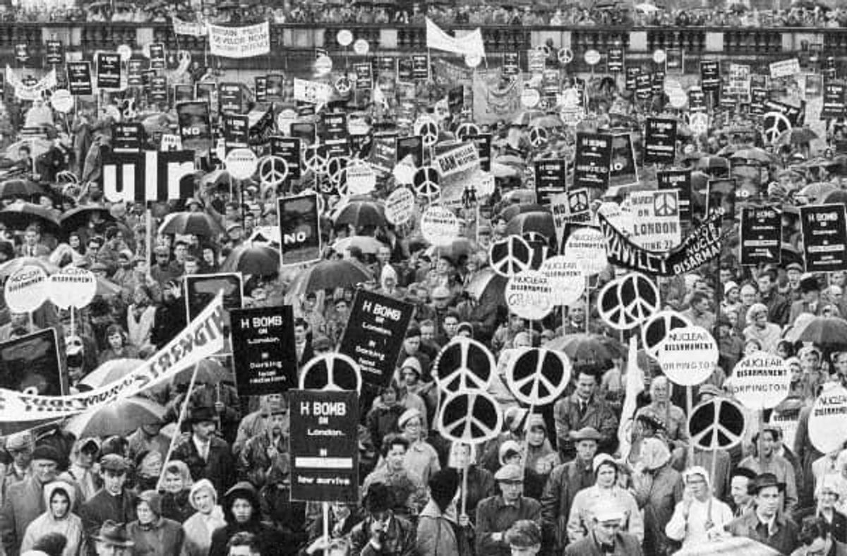 Демонстрация на Трафальгарской площади в Лондоне, 1959 год 