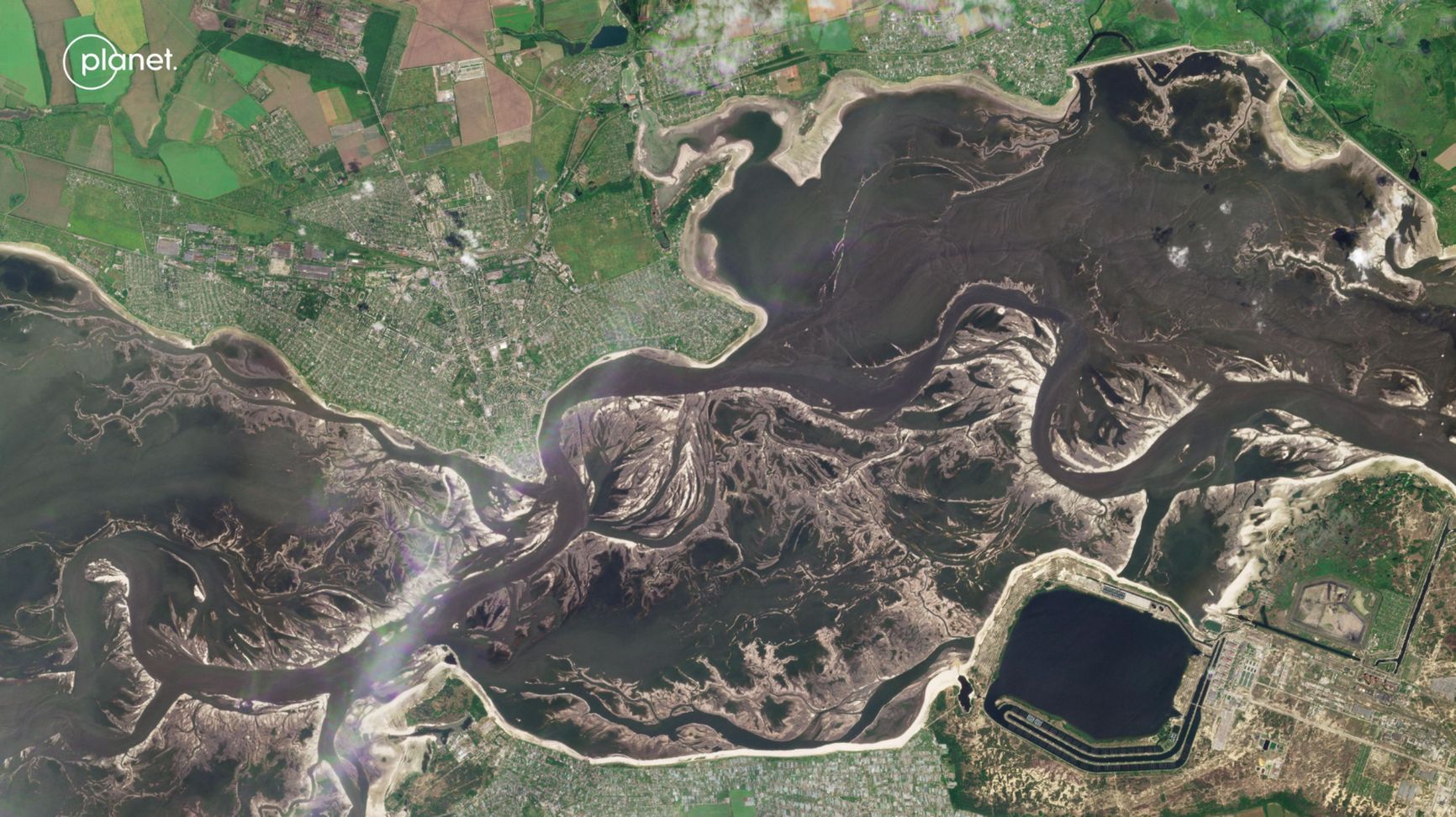 Satellite image of the drained Kakhovka Reservoir