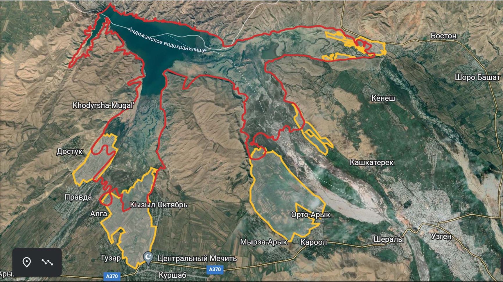 The 900th horizontal line (marked in red) overlapping the fields at the mouths of three rivers - Kurshab (left), Kara-Darya (center), and Zhazy (top right). Nearby fields of locals are marked in yellow kloop.kg