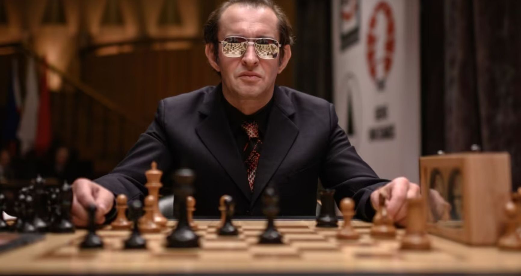 Konstantin Khabensky playing Viktor Korchnoi, a shot from the movie “World Champion” 