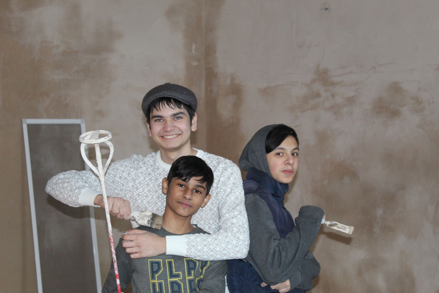 Ремонт в Центре ромская молодежь делала своими силами