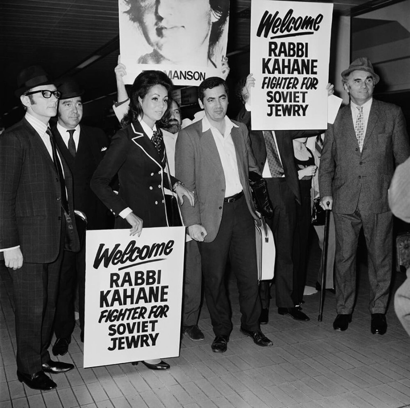 In 1970, Kahane's people disrupted a concert of the Moscow Philharmonic Orchestra (Mehir Kahane – center)
