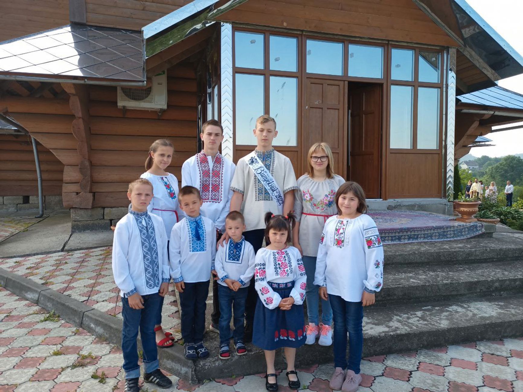 Дети Ирины в Ивано-Франковской области в эвакуации