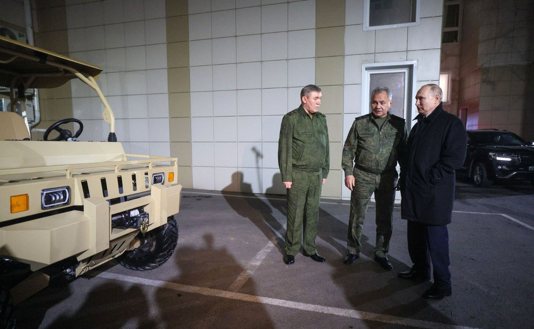 Vladimir Putin inspects the Chinese Desertcross off-road vehicle on November 10, 2023. 
