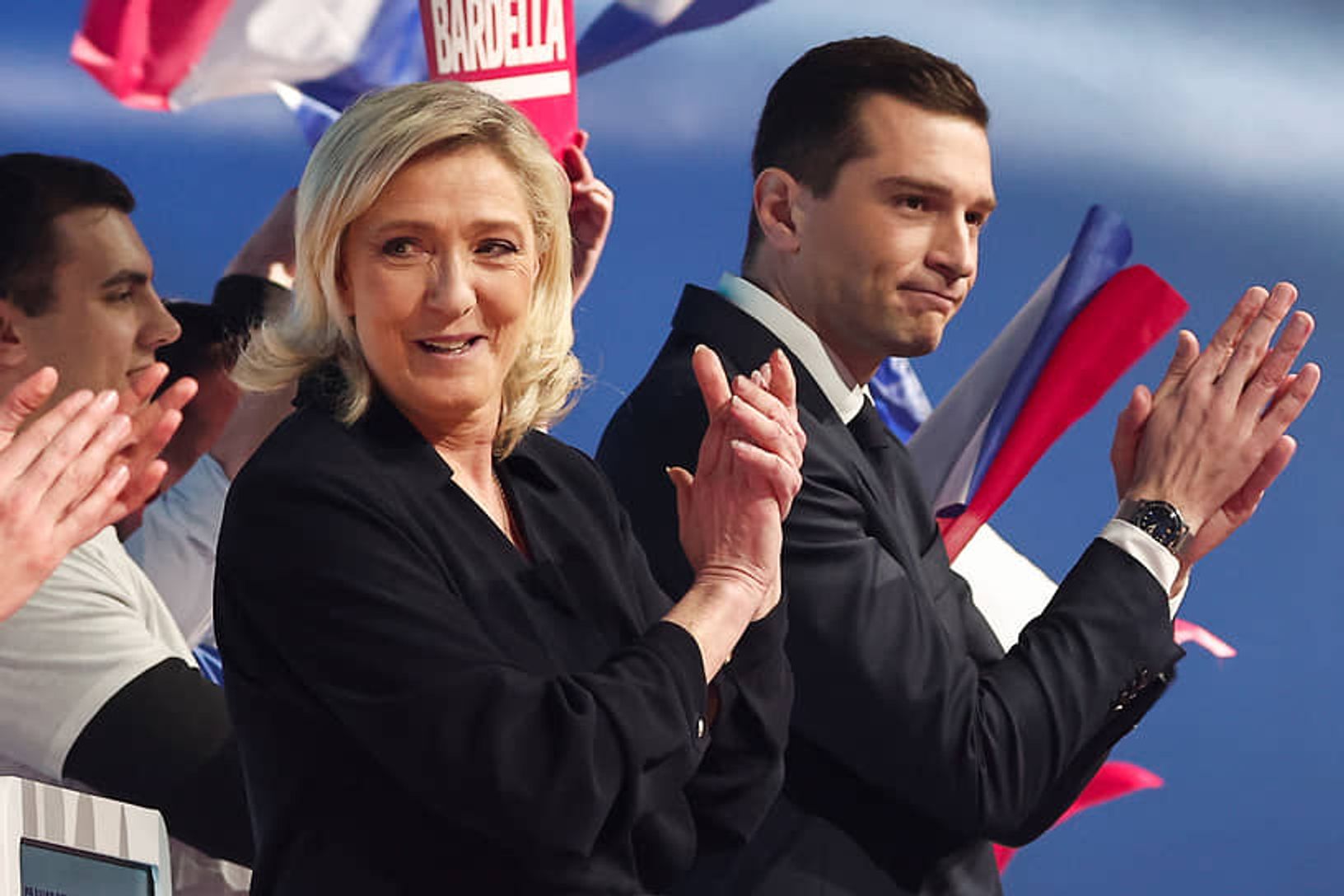  Марин Ле Пен и Жордан Барделла после выборов в Европарламент