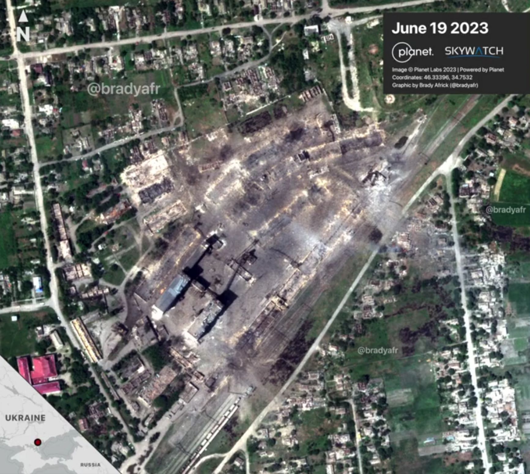Спутниковый снимок последствий удара по складам боеприпасов в Рыково