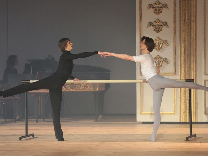 Большой театр отменил балет Серебренникова из-за нового закона о запрете ЛГБТ
