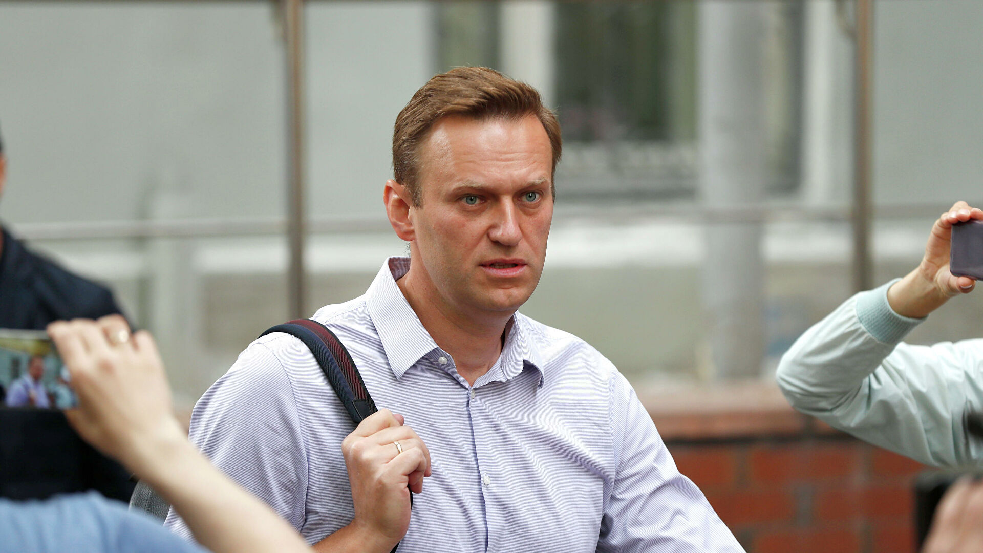  «Я требую, чтобы мою одежду вернули мне» — Навальный обратился к российским следователям и обвинил их в сокрытии «важнейшей улики»