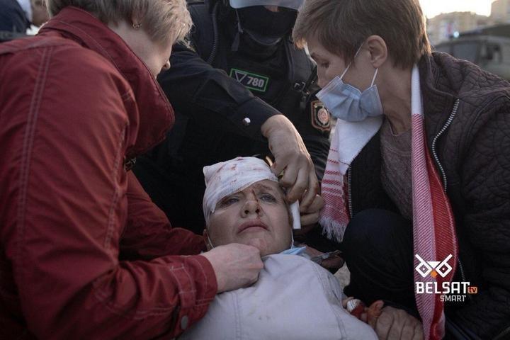 В центре Минска жестко задержали более 50 протестующих — Tut.bу