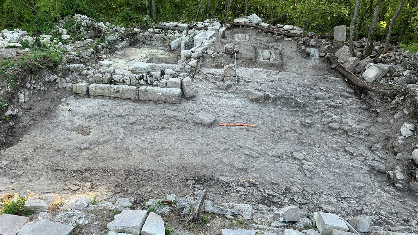 Археологи обнаружили в Крыму улицу III века до н. э