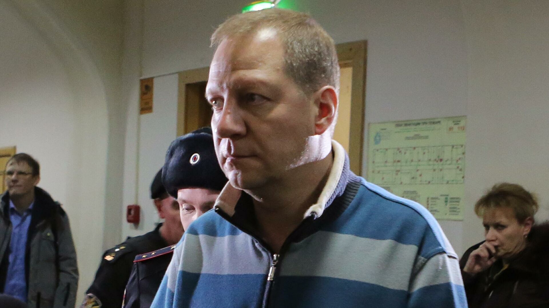 Генерала МВД приговорили к 8 годам колонии за хищение более 60 млн рублей