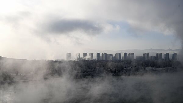 В Кемеровской области продлили режим черного неба. Жители задыхаются от смога и запаха гари 