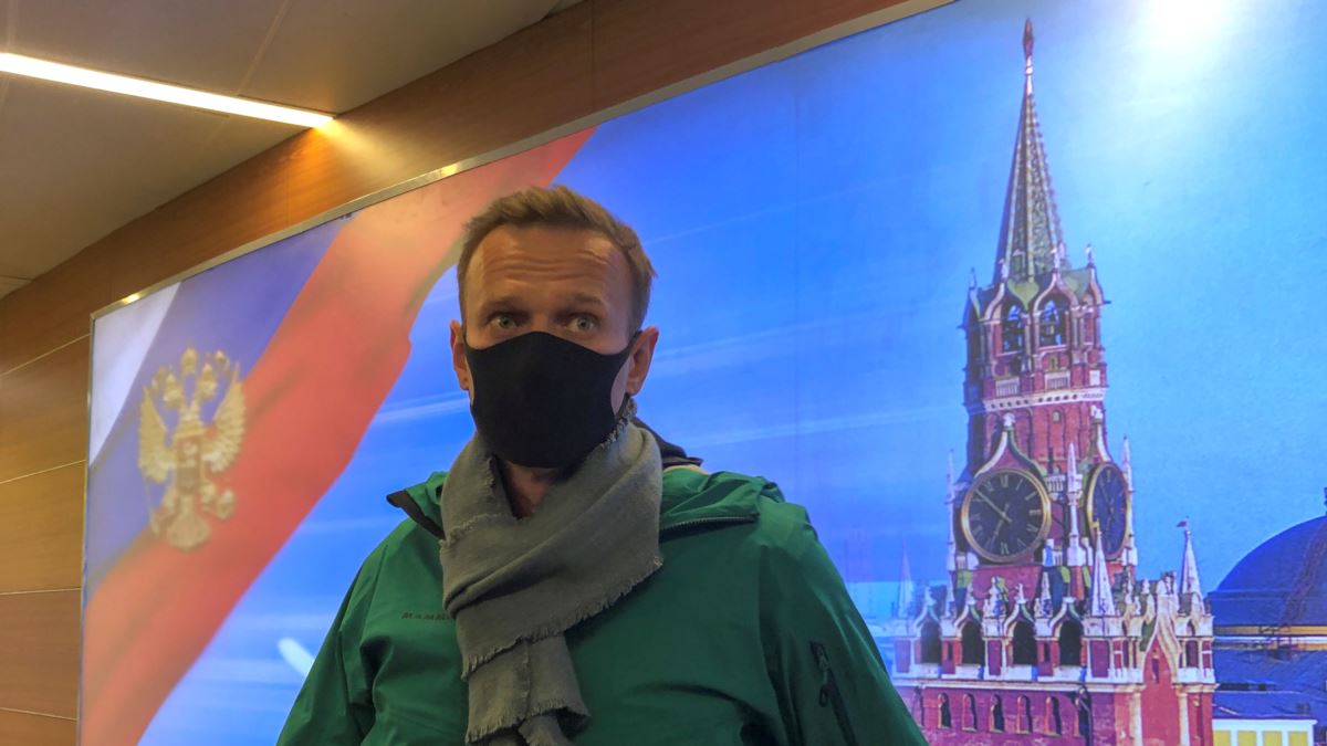 К Навальному не пускают адвоката