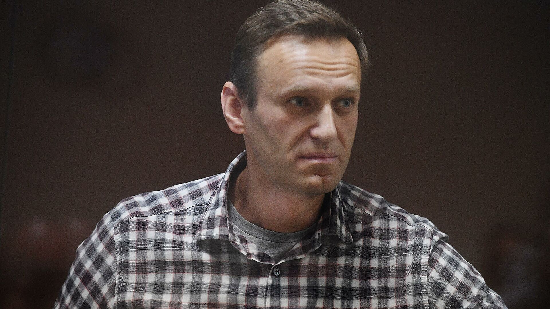 Адвокат: У Навального обнаружили две грыжи. Также у него начала пропадать чувствительность рук