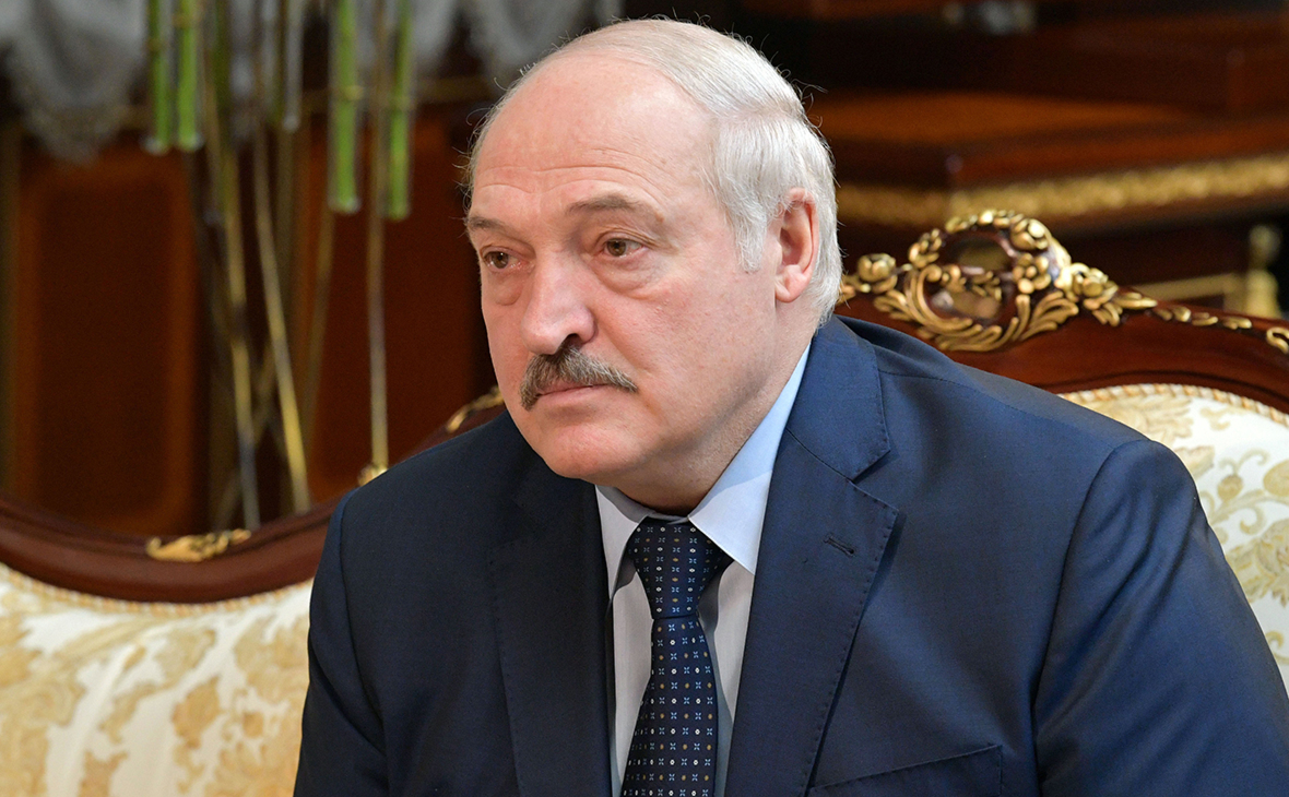 Лукашенко подготовит документ, допускающий передачу власти Совбезу в экстренной ситуации