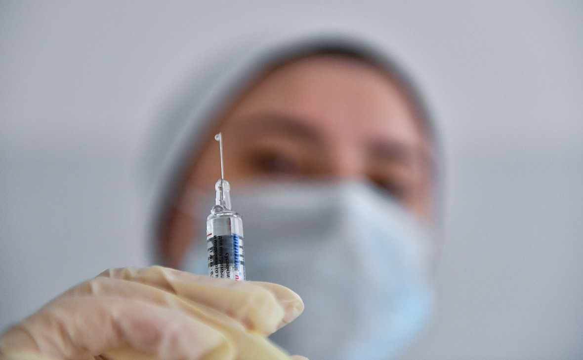 В России от коронавируса привиты почти 39 млн человек — Минздрав