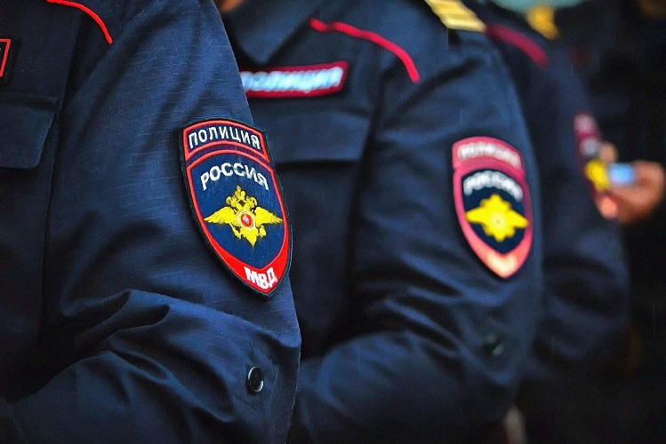 «У правоохранительных властей основная задача — найти крайнего». Юристы о деле против полицейских из-за убийства школьниц в Кузбассе