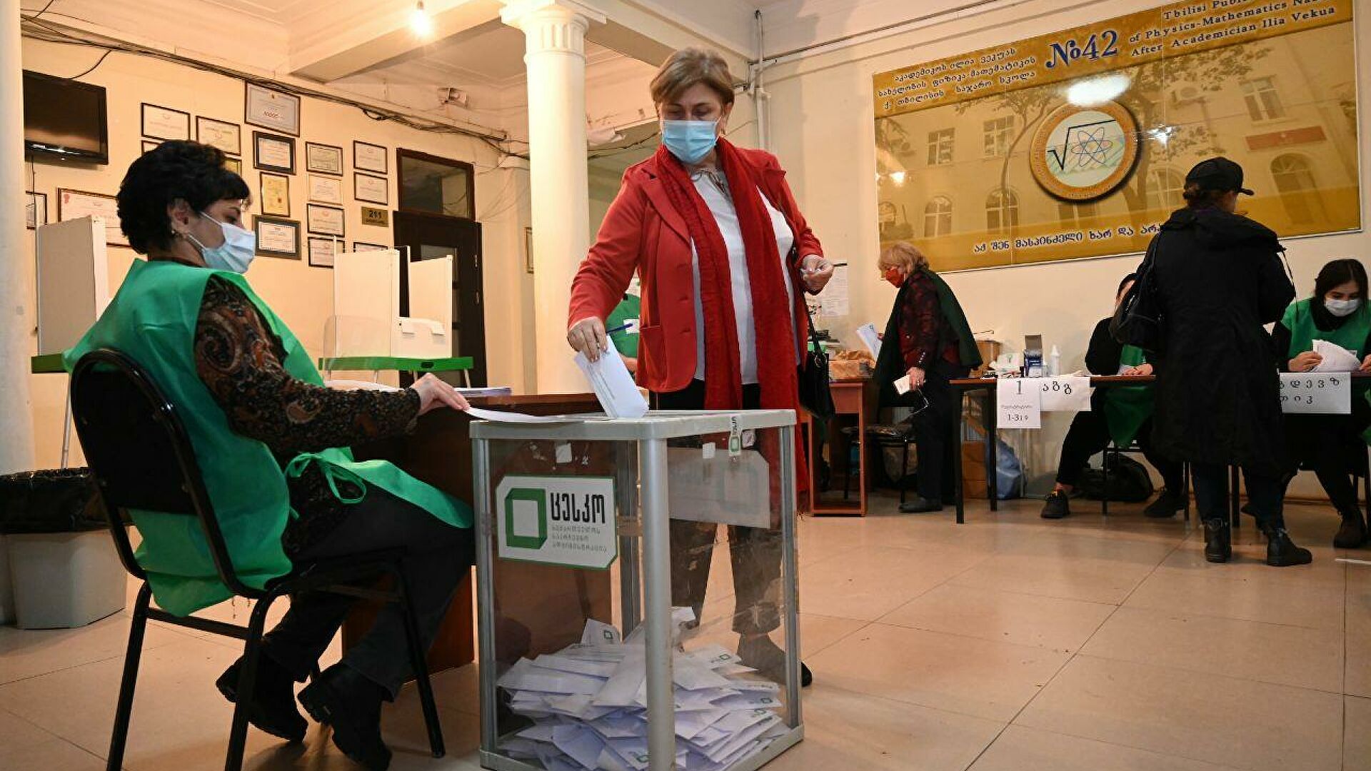 После обработки почти 100% бюллетеней на выборах в Грузии побеждает правящая партия «Грузинская мечта» — ЦИК 