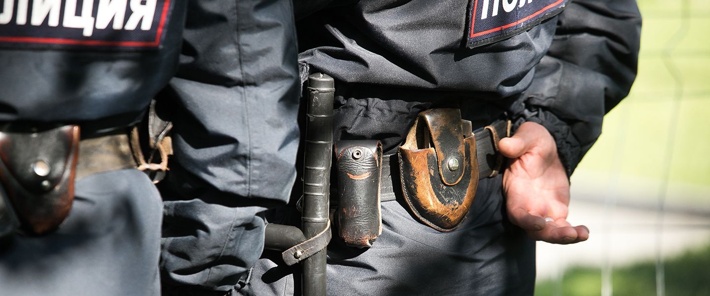 Суд арестовал 18-летнего оренбуржца, рассказавшего об избиении полицейскими и угрозах «петушить» его