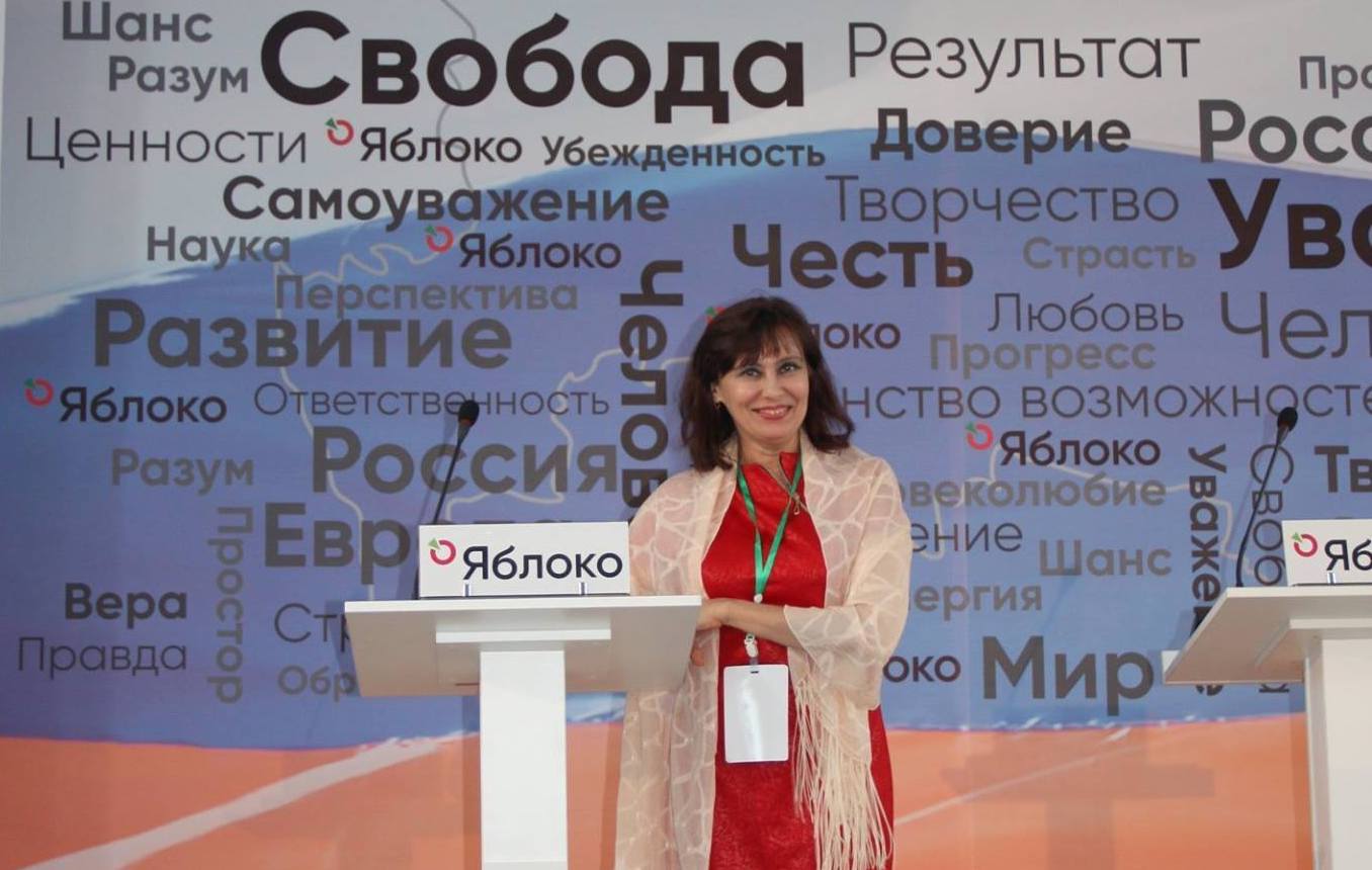 Глава омского «Яблока» Татьяна Нагибина выдала Центру «Э» переписку с бывшим однопартийцем, задержанным за мем