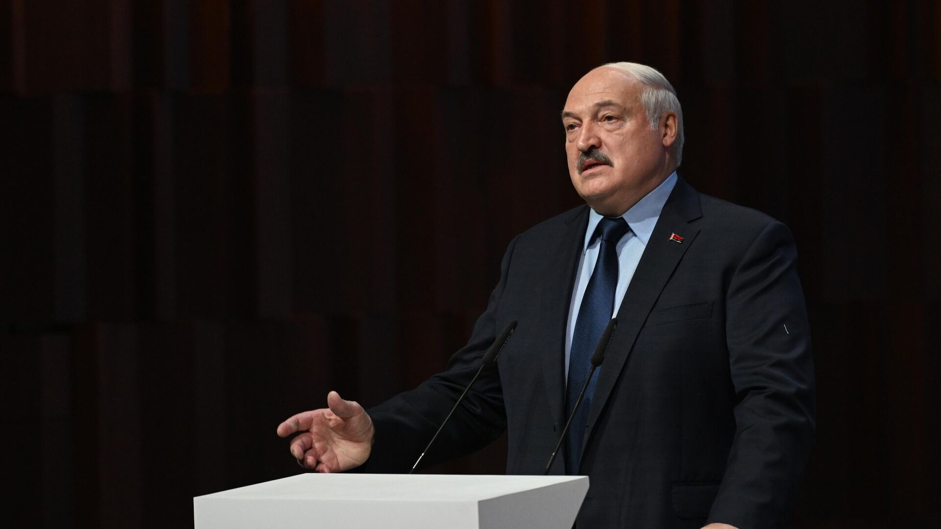 Российское тактическое ядерное оружие начали доставлять в Беларусь — Лукашенко