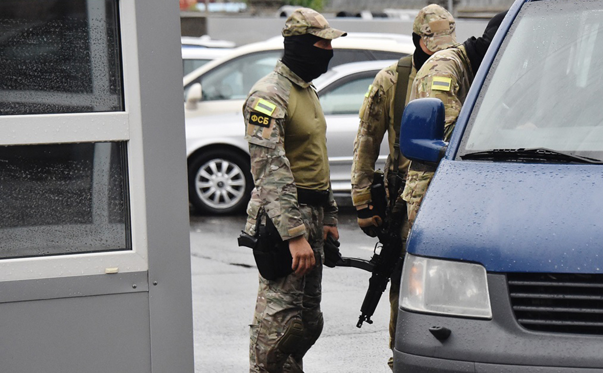 Девятиклассника из Красноярска задержали по подозрению в подготовке теракта на рынке