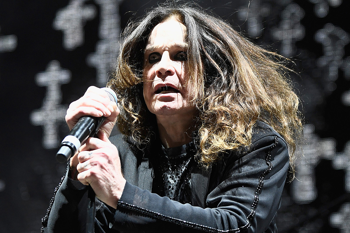 Канье Уэст удалил сэмпл Black Sabbath из песни после того, как Оззи Осборн обвинил его в «антисемитизме»