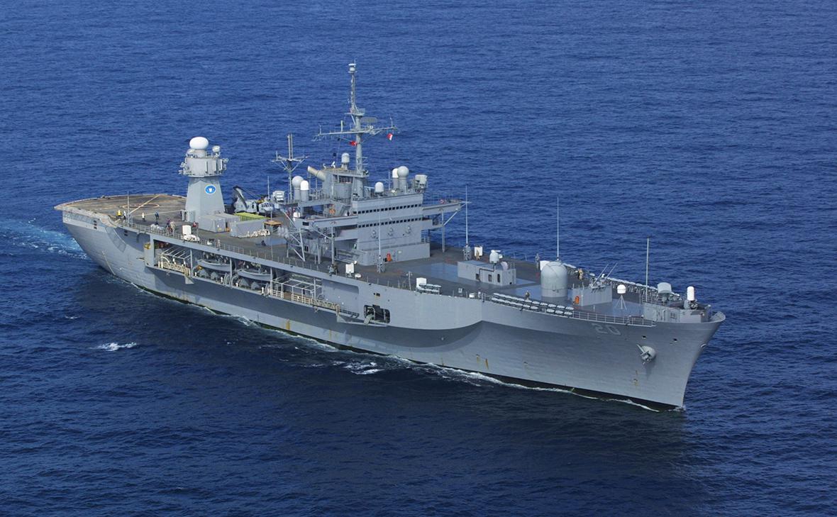 WSJ: США перебрасывают военные корабли к берегам Израиля для защиты страны от предполагаемого нападения Ирана