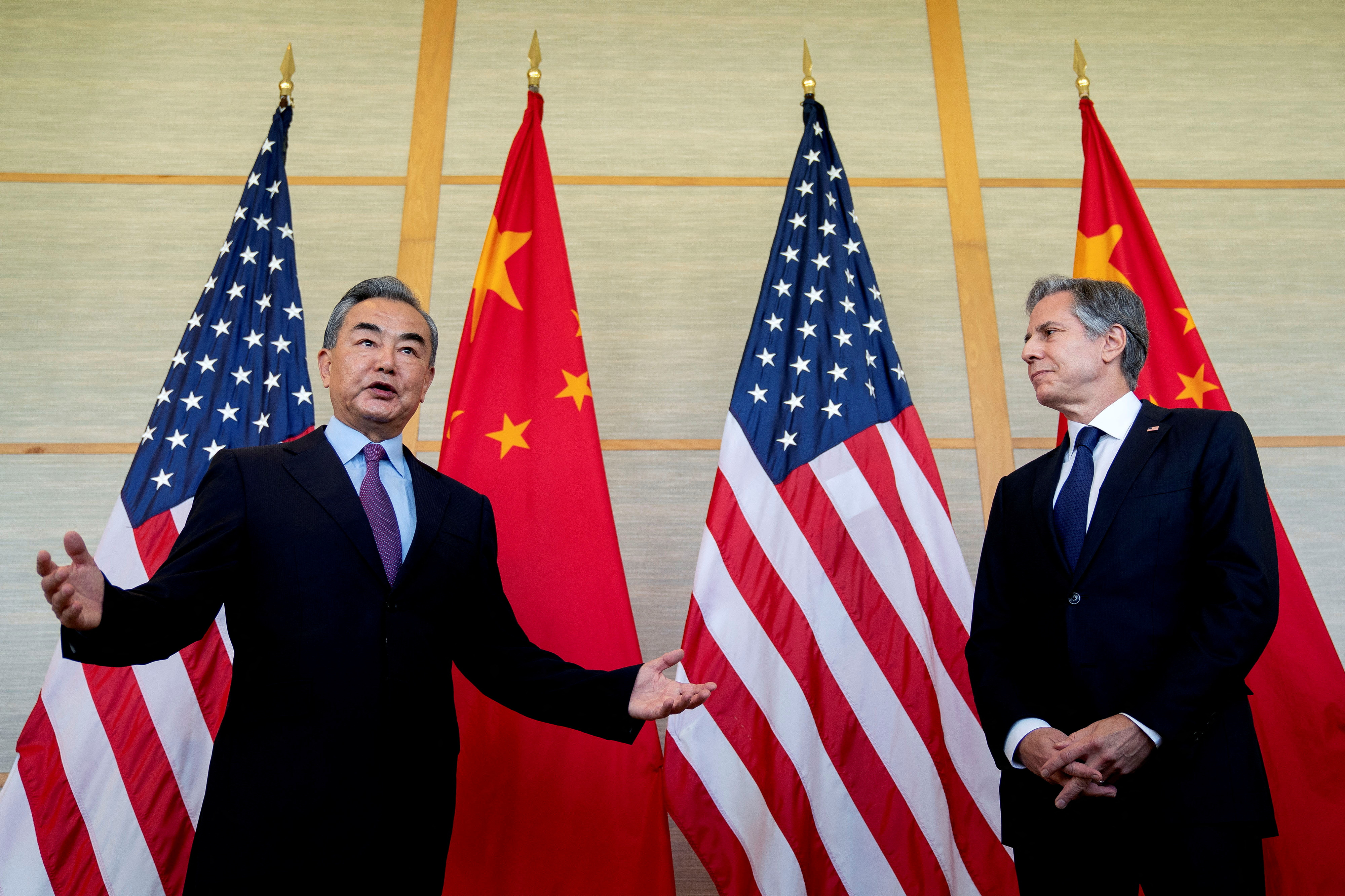 FT: Госсекретарь США предупредит власти КНР о введении санкций против китайских банков в случае продолжения сотрудничества Китая с РФ