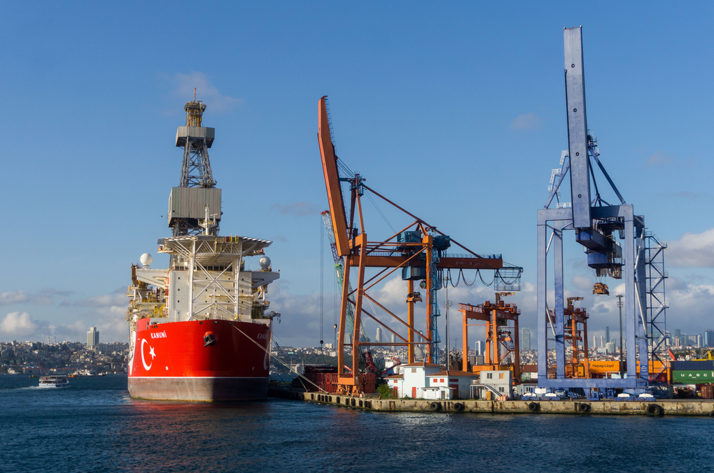 Российская нефть поставляется в ЕС через Турцию за счет лазейки в западных санкциях — Politico