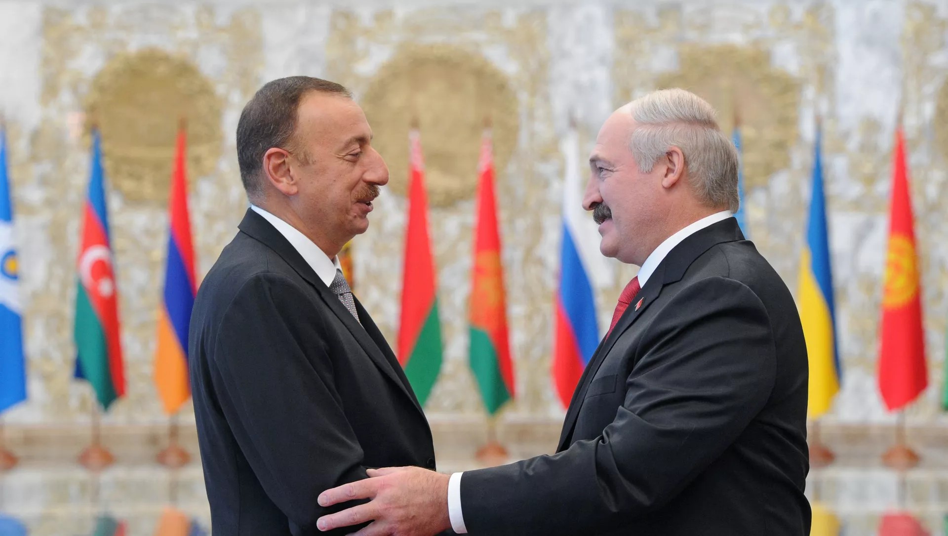 Беларусь поставляла Азербайджану оружие для войны против Армении, своего союзника по ОДКБ — Politico