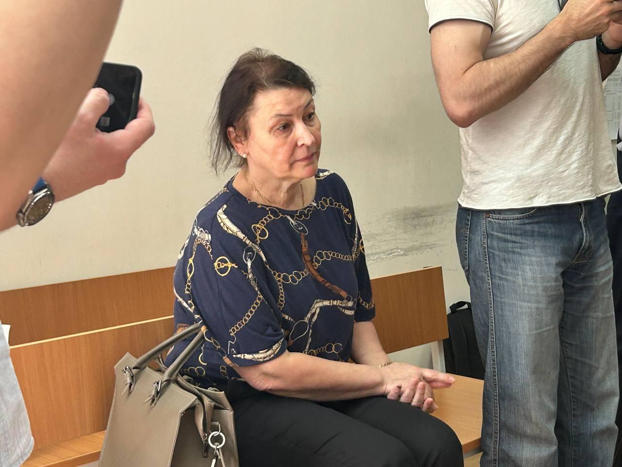 Директора спецшколы в Екатеринбурге, ученик которой рассказал о насилии и «товарищеских судах», приговорили к исправительным работам