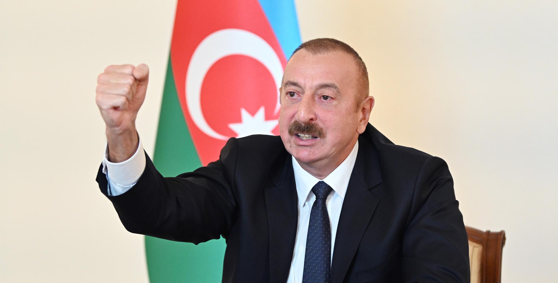 Президент Азербайджана распустил парламент и назначил внеочередные выборы на 1 сентября