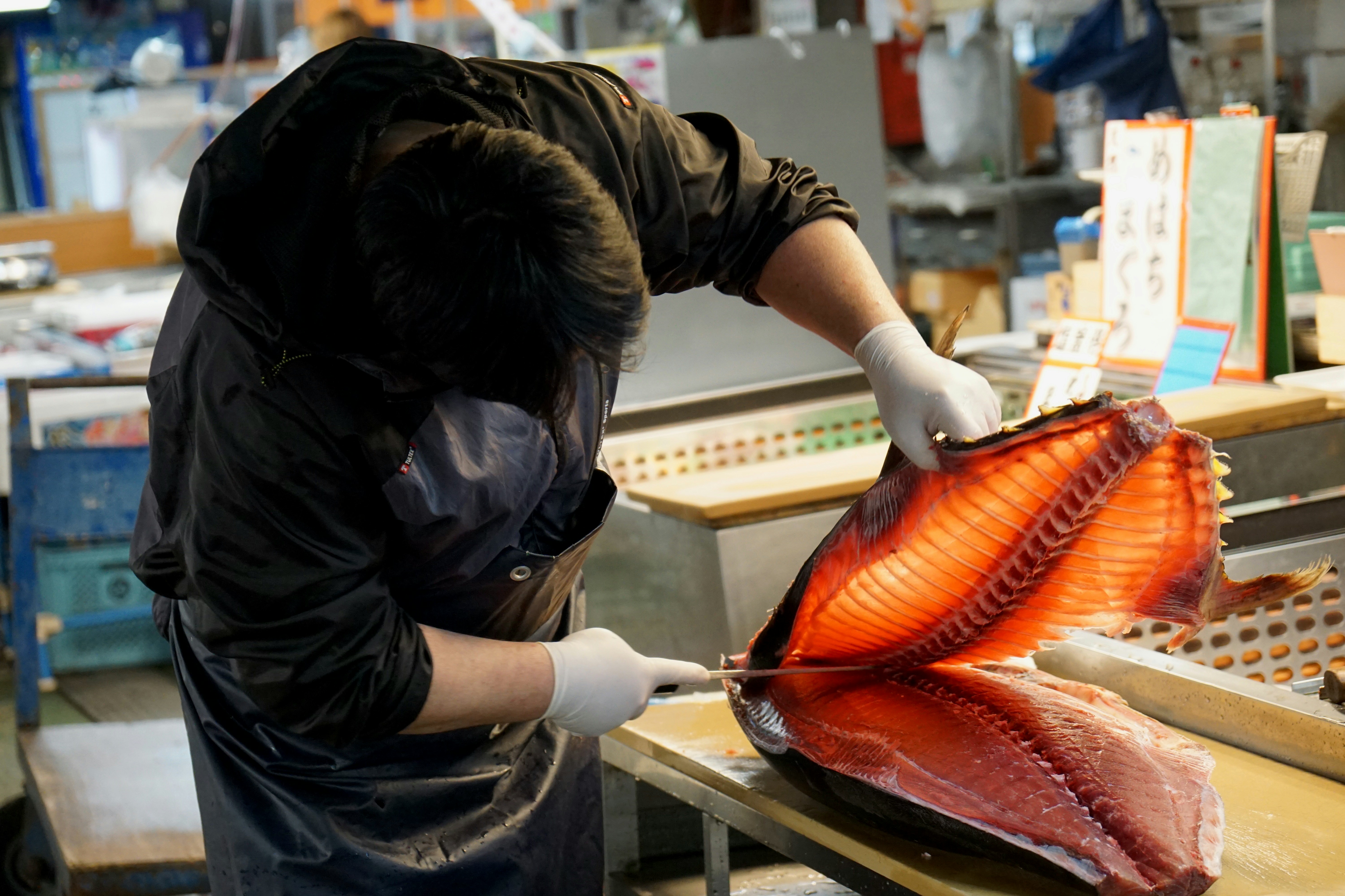 Японский ретейлер Yamanaka продавал российский лосось под маркировкой «сделано на Хоккайдо»